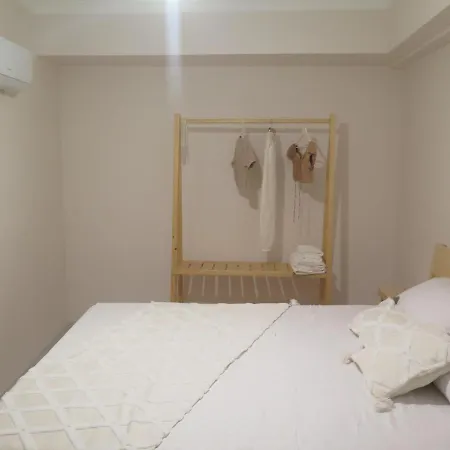 Апартаменты Santa Suites-Central